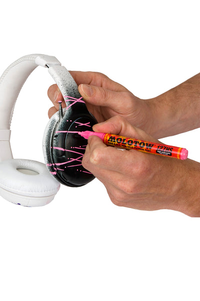 Molotow® ONE4ALL™ Pump Marker - Orange Color Family