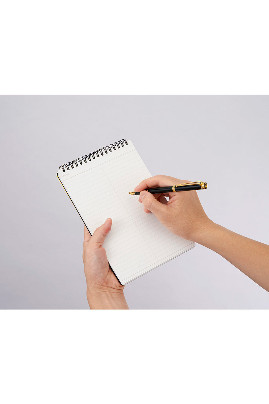 Mnemosyne Ruled Center Line N166 - 7mm, Horizontal Ruled Line with Center Line, A5, 70 Sheets